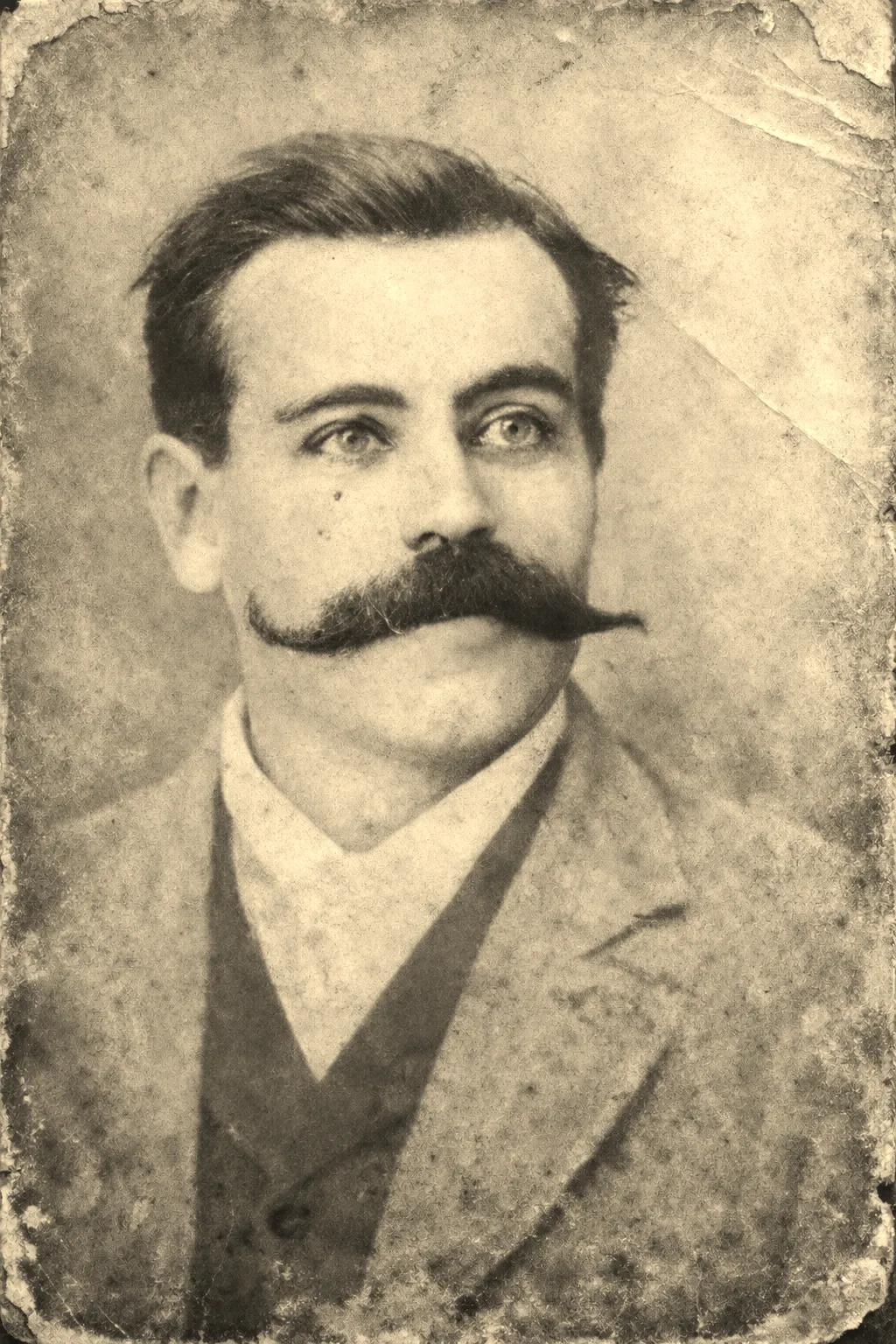 Lucas Manuel Larracilla Romero, c. 1882